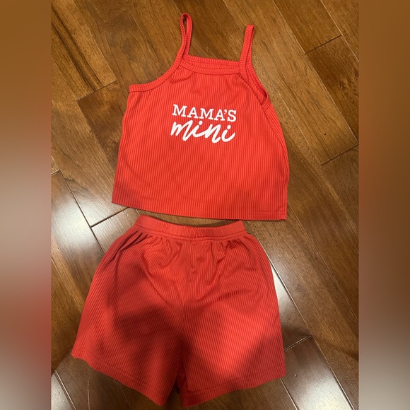 Red Mamas Mini - Picture 1 of 3